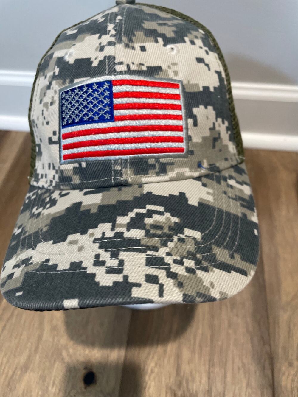 Green Camouflage Hat Mesh Back Embroidered American Flag Adjustable Strap